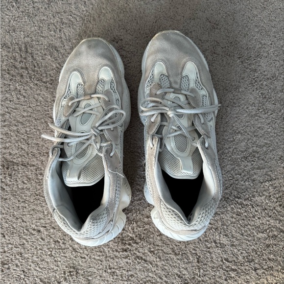 Adidas Yeezy 500 - Picture 3 of 4